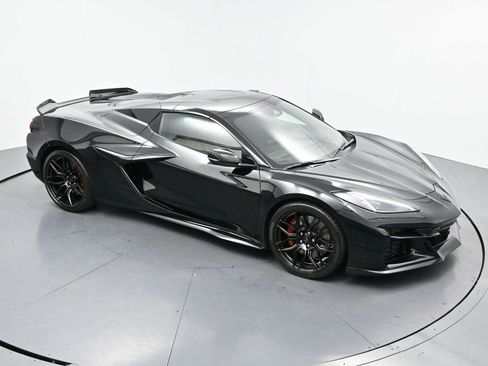 Used 2025 Chevrolet Corvette Z06 RWD image 46