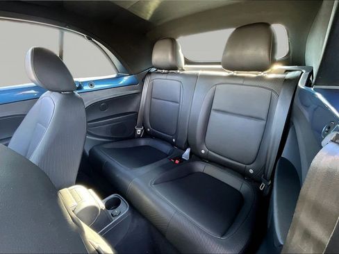 Used 2019 Volkswagen Beetle 2.0T SE image 21