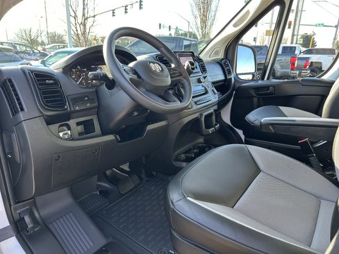 Used 2023 RAM ProMaster 3500 w/ Convenience Group image 8