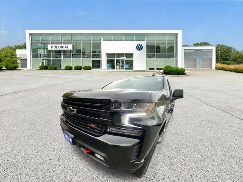 Used 2022 Chevrolet Silverado 1500 LT Trail Boss w/ Convenience Package II AWD/4WD image 9
