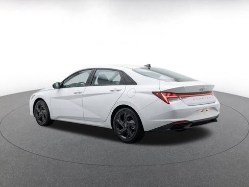 Used 2026 Hyundai Elantra Sport FWD image 7