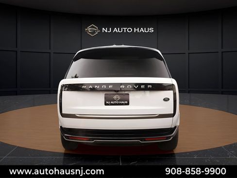 Used 2023 Land Rover Range Rover SE AWD/4WD image 12