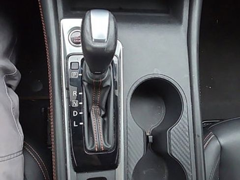 Used 2021 Nissan Altima 2.5 SR w/ SR Premium Package image 16