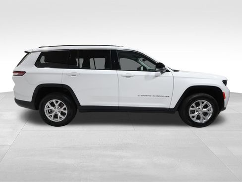 Used 2023 Jeep Grand Cherokee L Limited AWD/4WD image 5