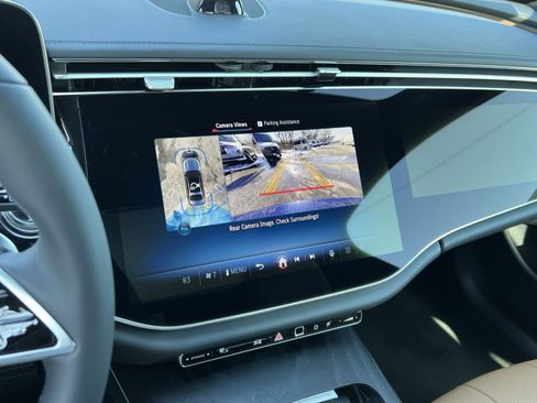 New 2026 Mercedes-Benz E 350 4MATIC Sedan image 17