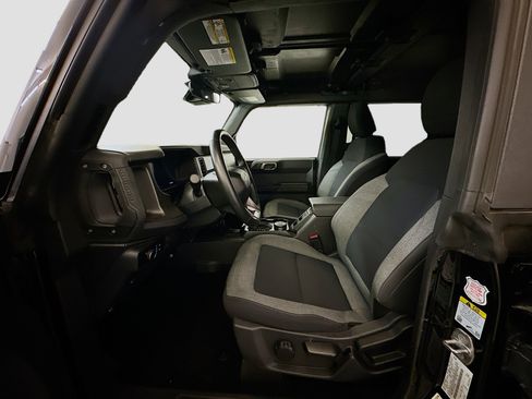 Used 2025 Ford Bronco Big Bend image 13