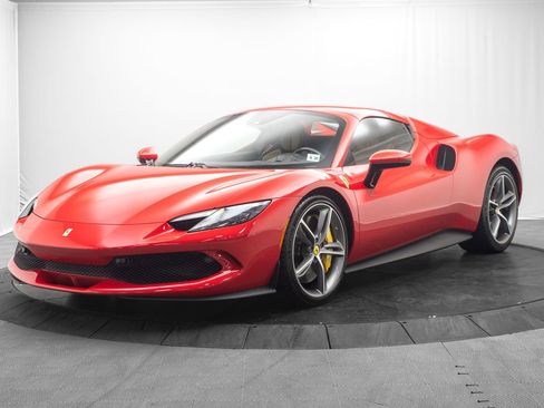 Used 2025 Ferrari 296 GTS RWD image 15