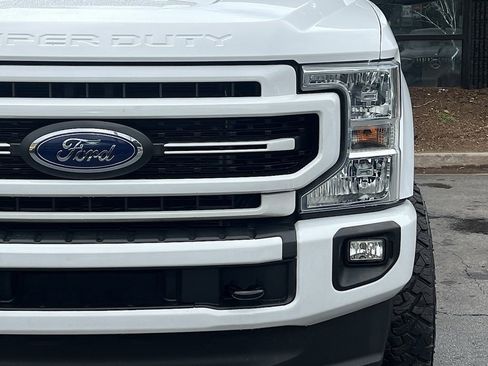 Used 2022 Ford F250 Lariat image 5