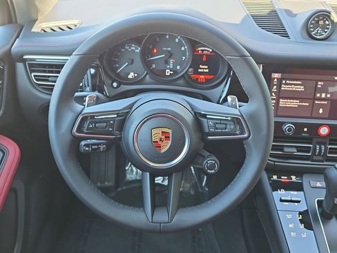 New 2026 Porsche Macan AWD/4WD image 14