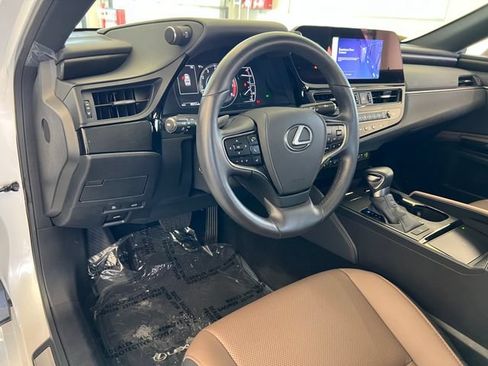 Used 2025 Lexus ES 350 w/ Premium Package FWD image 25