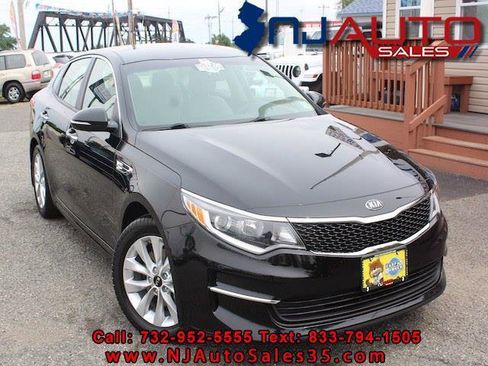 Used 2018 Kia Optima LX w/ Convenience Package image 1