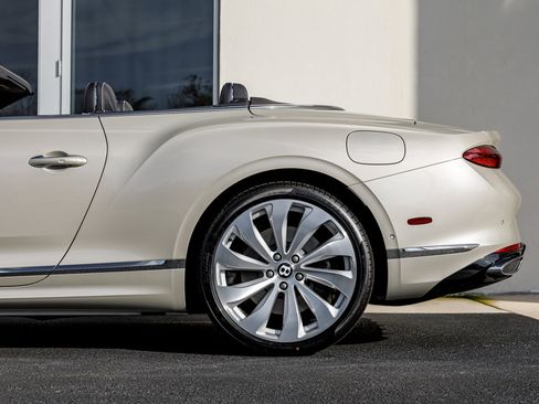 New 2026 Bentley Continental GTC image 13