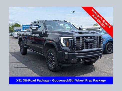 Used 2024 GMC Sierra 2500 Denali Ultimate w/ Max Trailering Package AWD/4WD image 1