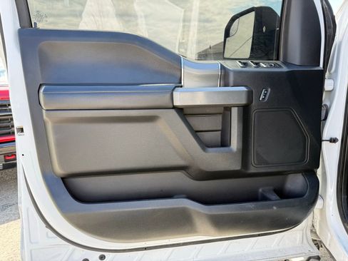 Used 2016 Ford F150 XLT w/ Equipment Group 301A Mid image 9