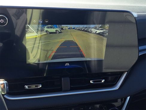 New 2026 Chevrolet Equinox LT w/ Convenience Package II image 14