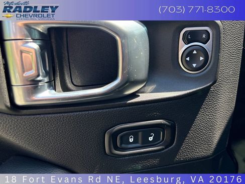 Used 2023 Jeep Wrangler Unlimited Sahara w/ Cold Weather Group AWD/4WD image 13