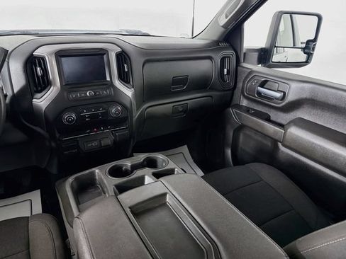 Used 2022 Chevrolet Silverado 2500 Custom w/ Custom Value Package AWD/4WD image 22
