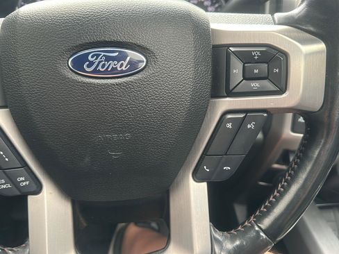 Used 2020 Ford F350 Platinum AWD/4WD image 29