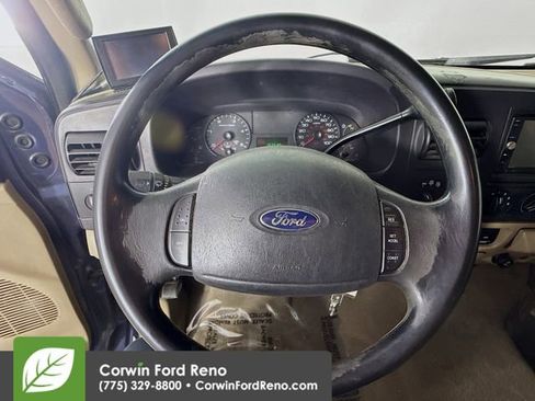 Used 2005 Ford F350 XLT image 11