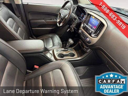 Certified 2019 GMC Canyon Denali image 5