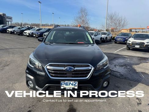 Used 2018 Subaru Outback 2.5i Premium image 8