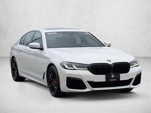 Certified 2023 BMW 540i w/ M Sport Package image 3