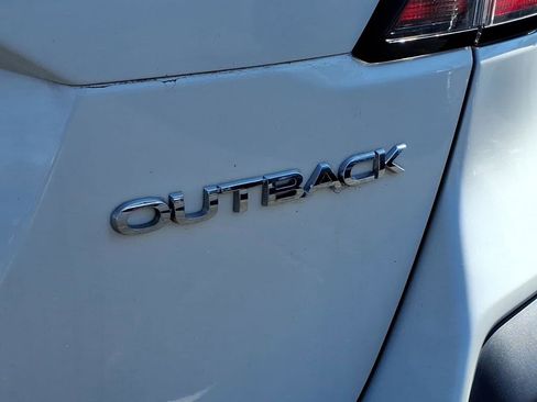 Used 2023 Subaru Outback Limited image 26