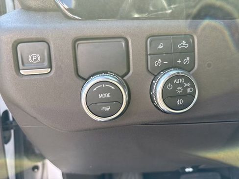 Used 2022 GMC Sierra 1500 SLT RWD image 12