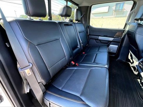 Used 2024 Ford F250 Lariat w/ Chrome Package image 21