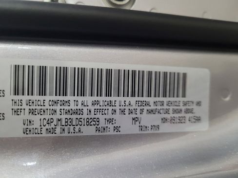 Used 2020 Jeep Cherokee Latitude Plus w/ Cold Weather Group image 33