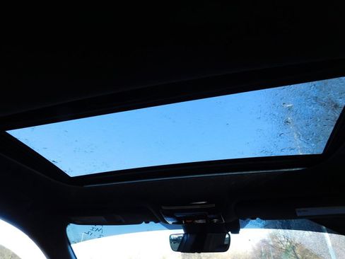 Used 2024 Lexus RX 350 Premium w/ Accessory Package (Z1) image 6