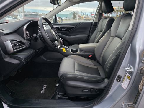 Used 2024 Subaru Outback Onyx Edition image 4