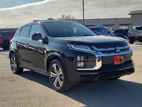 Used 2024 Mitsubishi Outlander Sport ES image 6