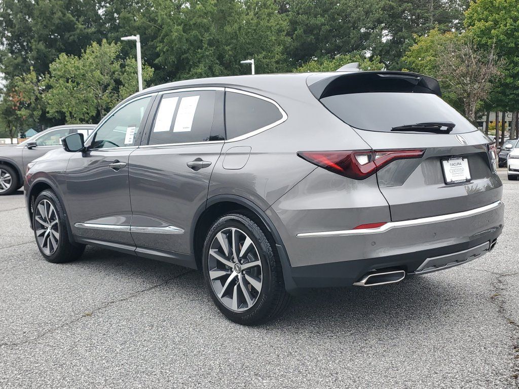 Certified 2026 Acura MDX w/ Technology Package FWD image 7