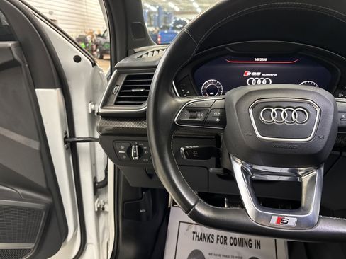 Used 2020 Audi SQ5 Premium Plus w/ Premium Plus Package image 12