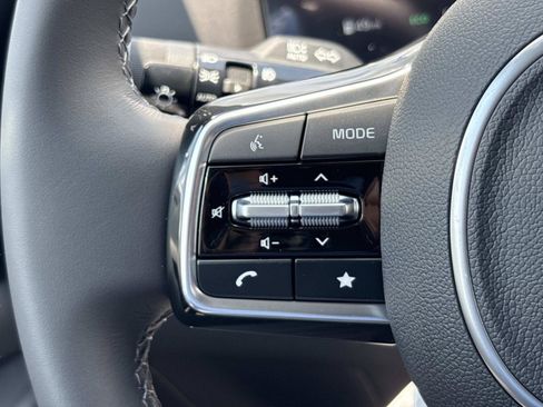 New 2026 Kia Carnival SX w/ SX Dark Edition Package FWD image 23