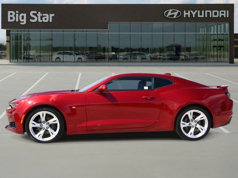 Used 2023 Chevrolet Camaro SS RWD image 2