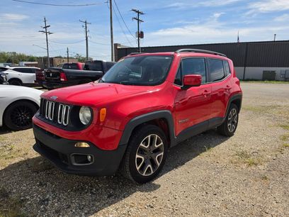 Used 2016 Jeep Renegade Latitude w/ Popular Equipment Group