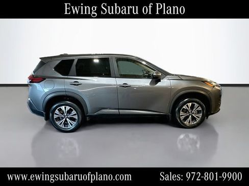 Used 2023 Nissan Rogue SV FWD image 8