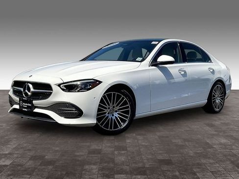 Used 2022 Mercedes-Benz C 300 4MATIC Sedan image 3
