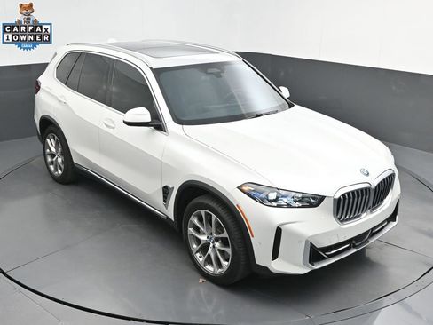 Certified 2024 BMW X5 xDrive50e w/ Executive Package AWD/4WD image 46