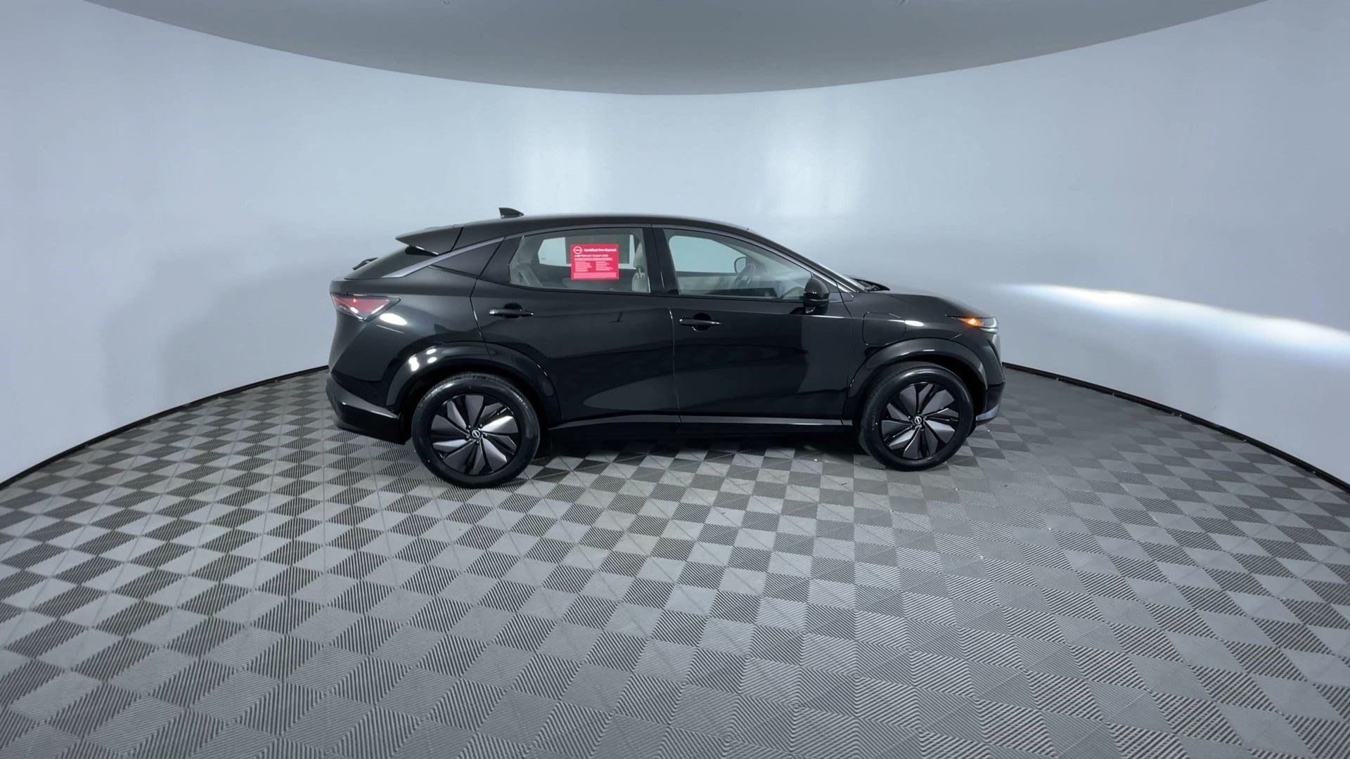 Certified 2024 Nissan Ariya AWD image 9