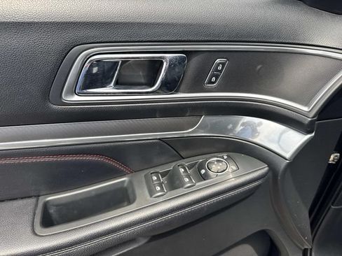 Used 2016 Ford Explorer Sport AWD/4WD image 20