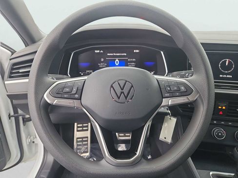 Used 2023 Volkswagen Jetta Sport image 22