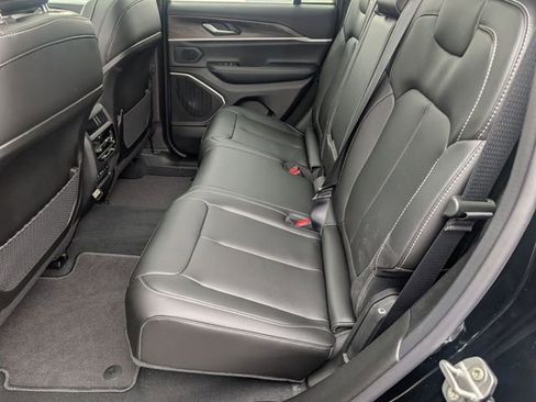 New 2026 Jeep Grand Cherokee Limited image 26