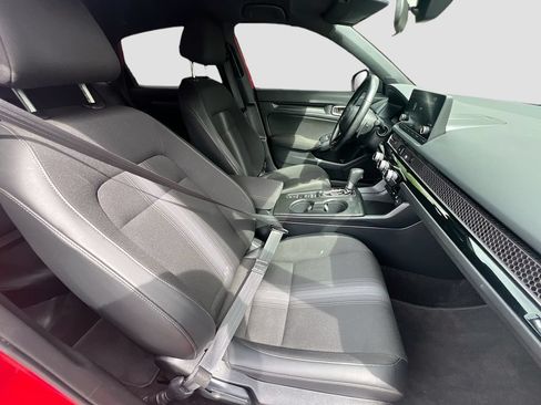 Used 2025 Honda Civic Sport image 26