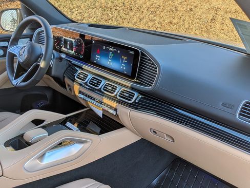 New 2026 Mercedes-Benz GLE 450 4MATIC image 35