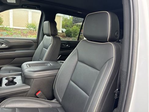 Used 2023 GMC Yukon SLT image 18