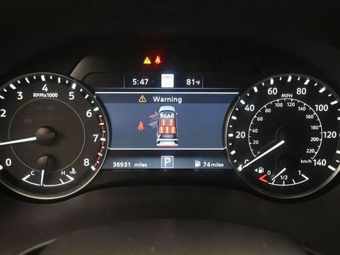 Used 2023 Nissan Armada Platinum w/ Captain's Chairs Package RWD image 33