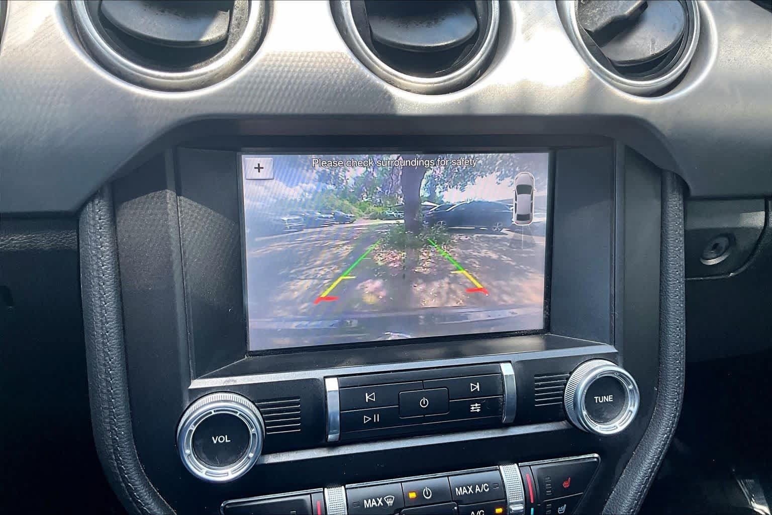 Used 2019 Ford Mustang Premium RWD image 26